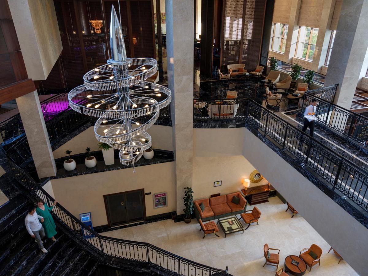 Rixos Borovoe Otel Shchūchīnsk Dış mekan fotoğraf The lobby of the hotel