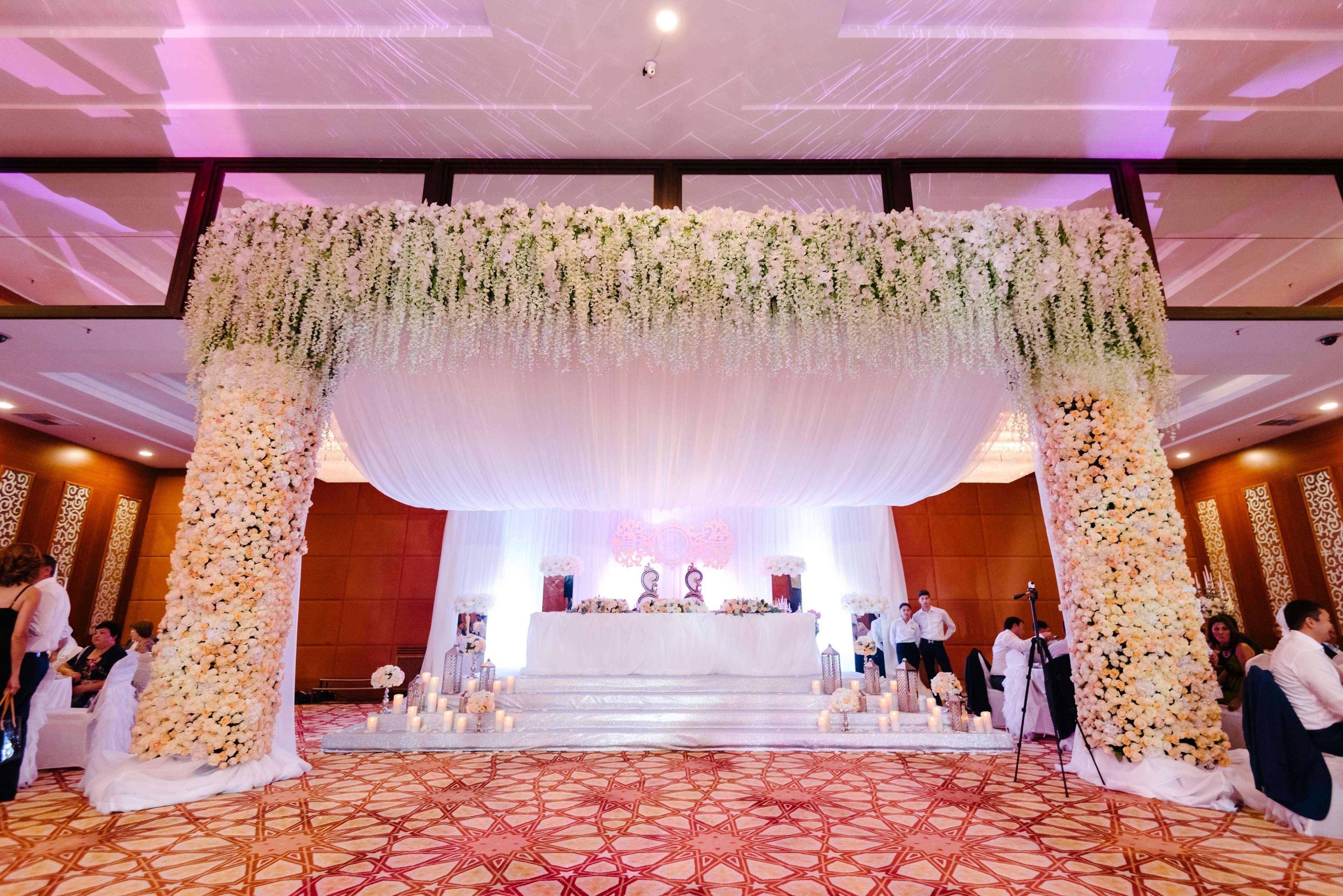Rixos Borovoe Otel Shchūchīnsk Dış mekan fotoğraf A modern Thai wedding